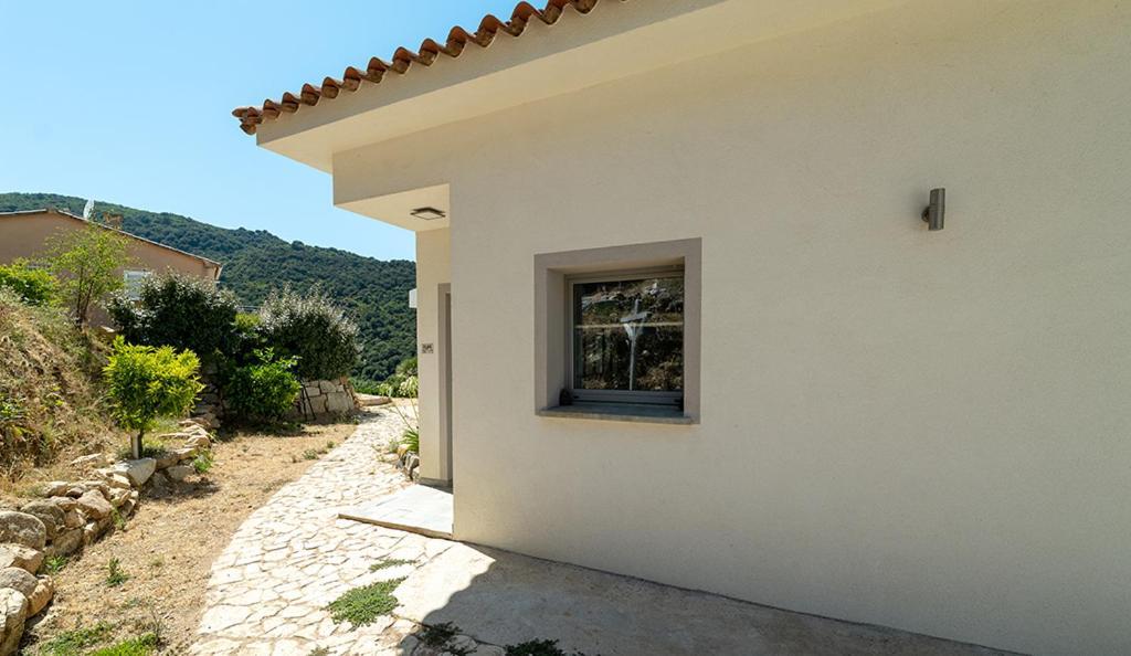 Villa Au Coeur De L'arriere Pays Domaine A Presa Avec Piscine Privee & Chauffee Matra (Corse-du-Sud)