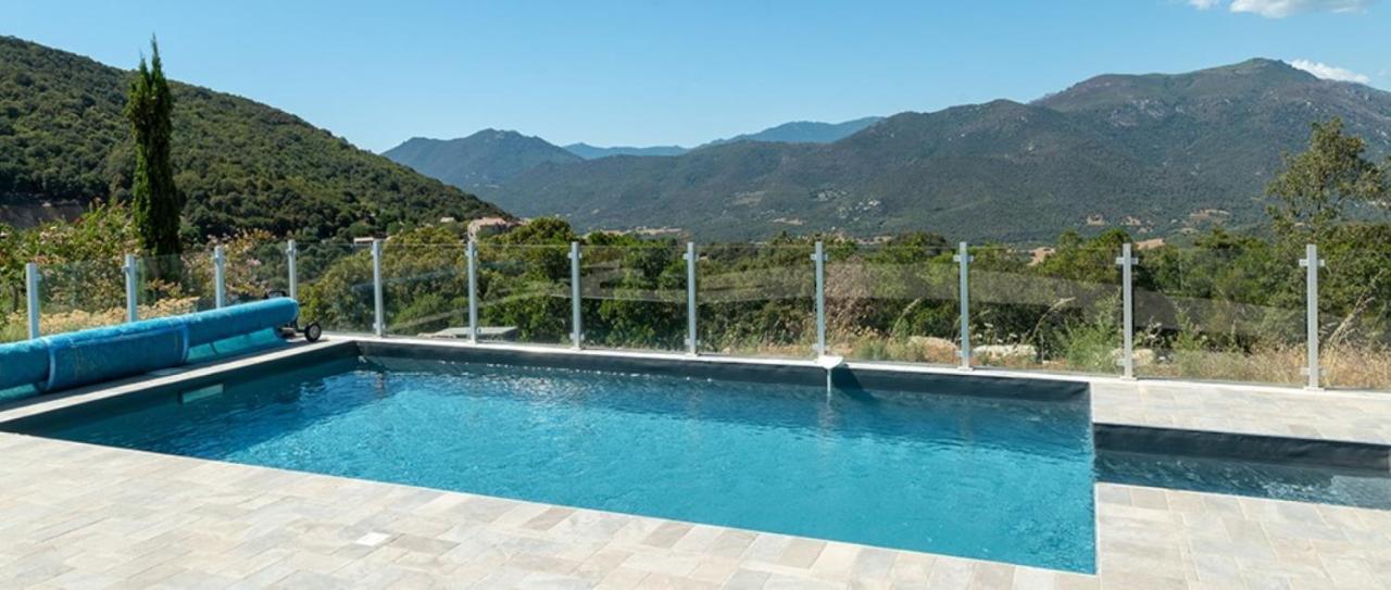 Au Coeur De L'arriere Pays Domaine A Presa Avec Piscine Privee & Chauffee *